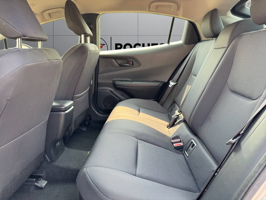 Certified 2024 Toyota Prius LE FWD image 16