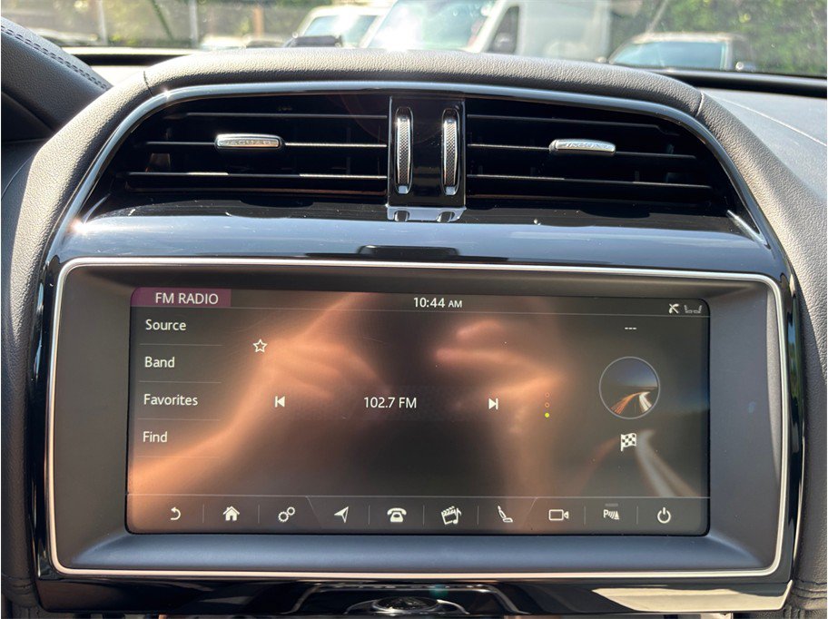 Used 2020 Jaguar F-PACE Prestige AWD/4WD image 30