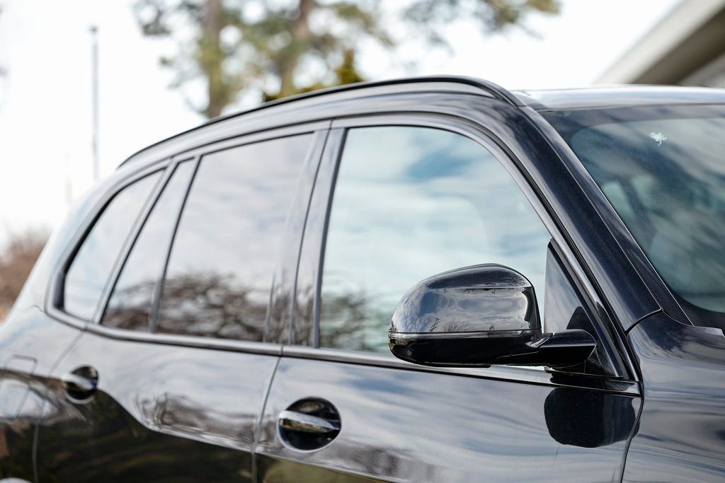 New 2026 BMW X5 xDrive40i w/ M Sport Package image 3