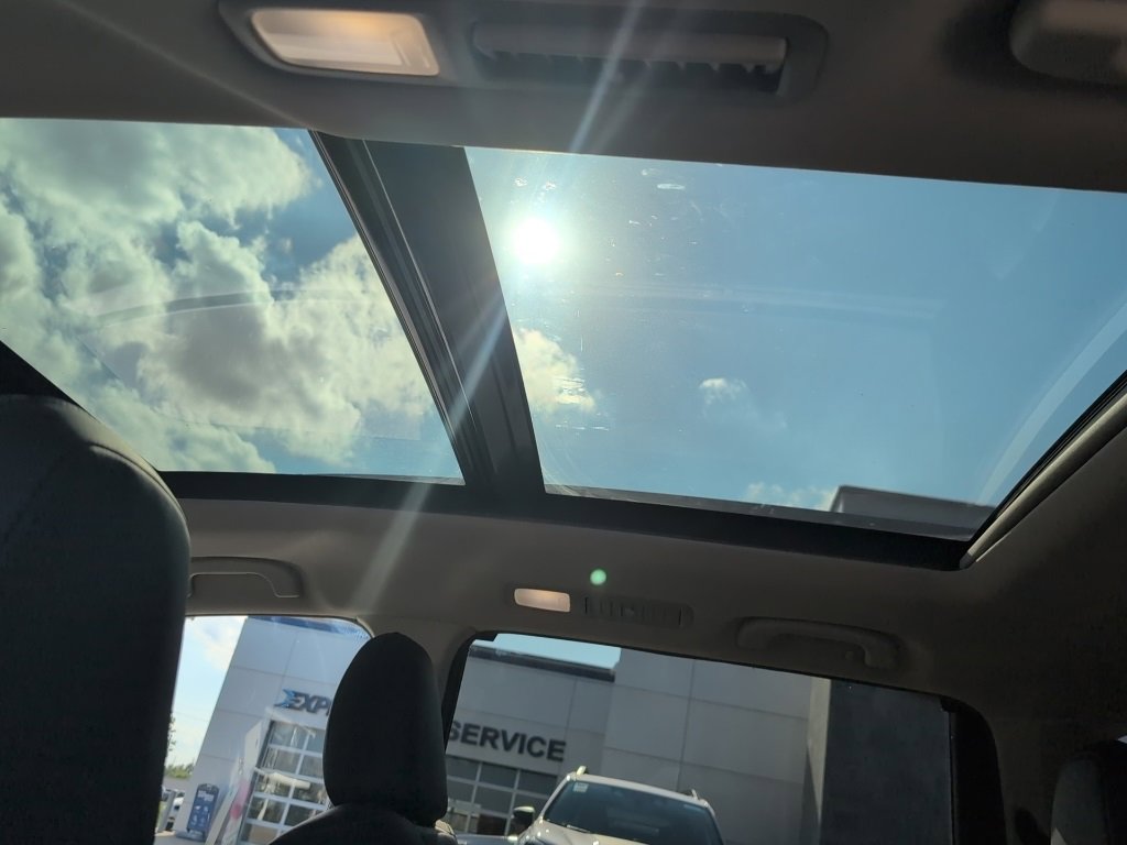 New 2025 Subaru Ascent Limited image 27