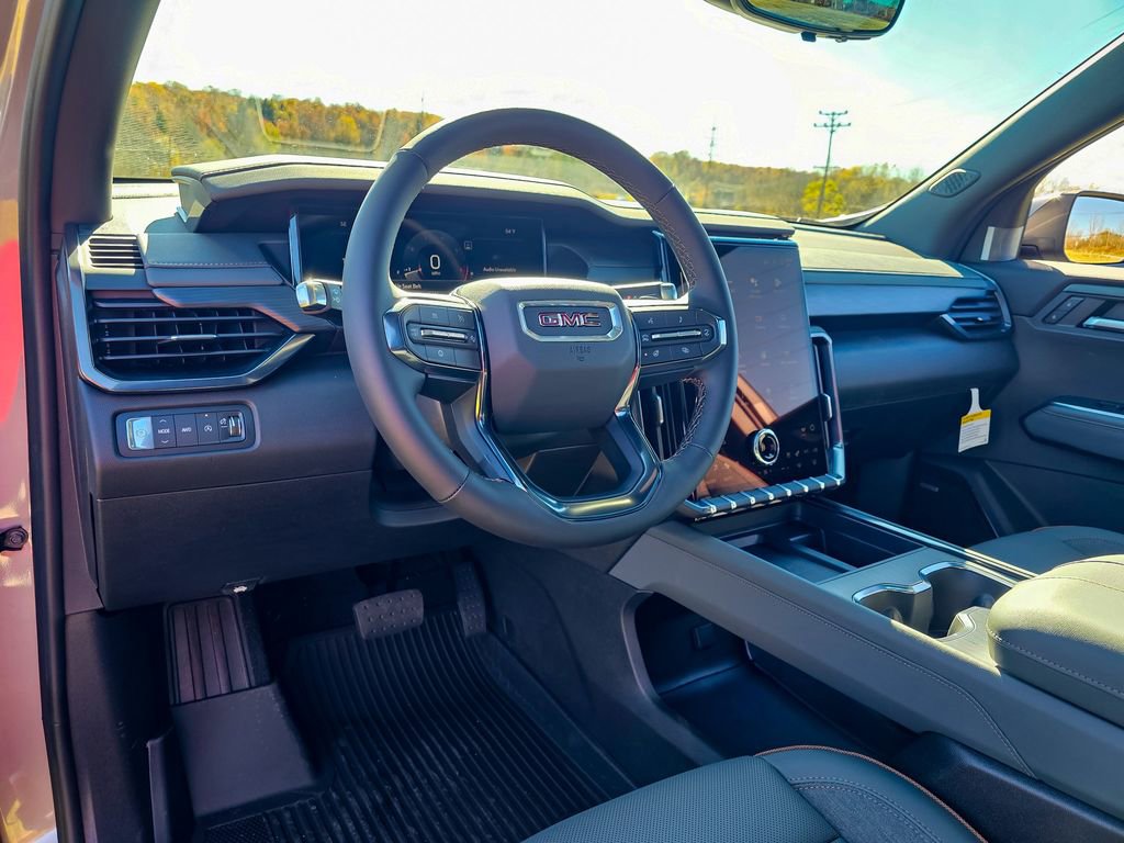 New 2026 GMC Acadia AT4 w/ Luxury Package image 14