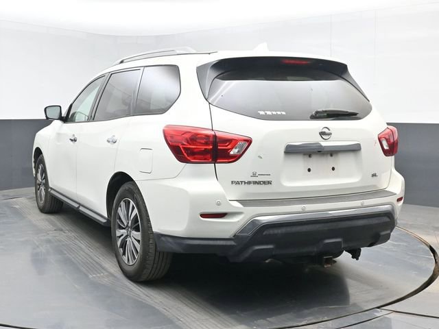 Used 2019 Nissan Pathfinder SL FWD image 7