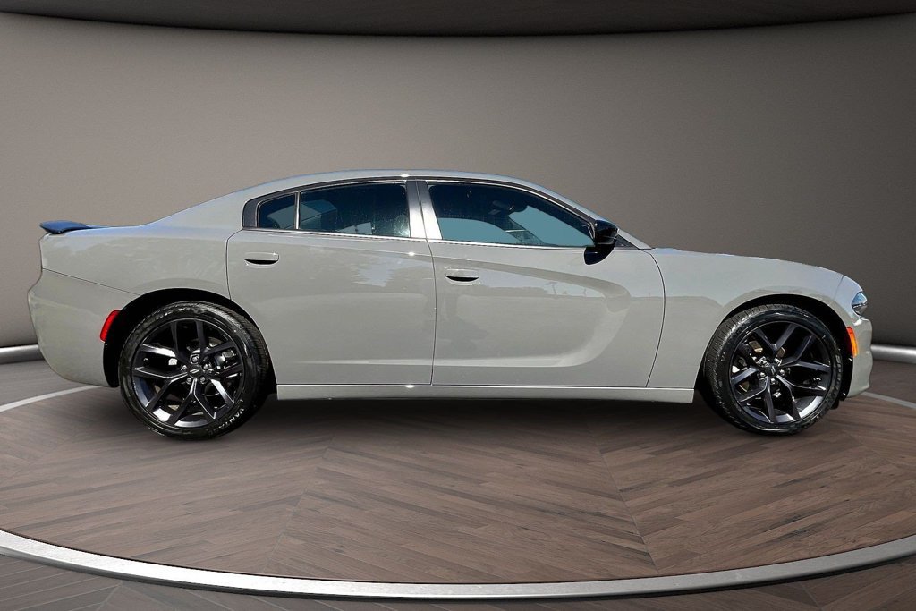 Used 2023 Dodge Charger SXT w/ Blacktop Package RWD image 9