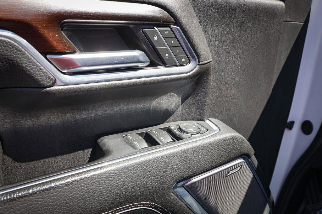Used 2024 GMC Sierra 3500 Denali w/ Denali Reserve Package image 16