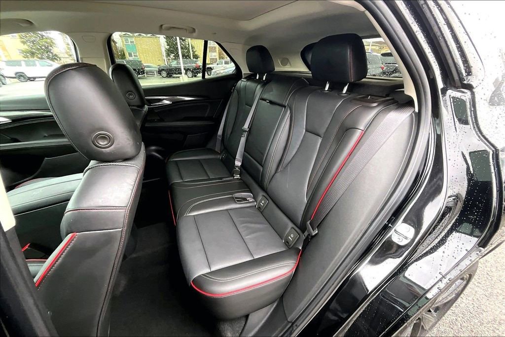 Used 2023 Buick Envision Essence w/ Sport Touring Package image 25