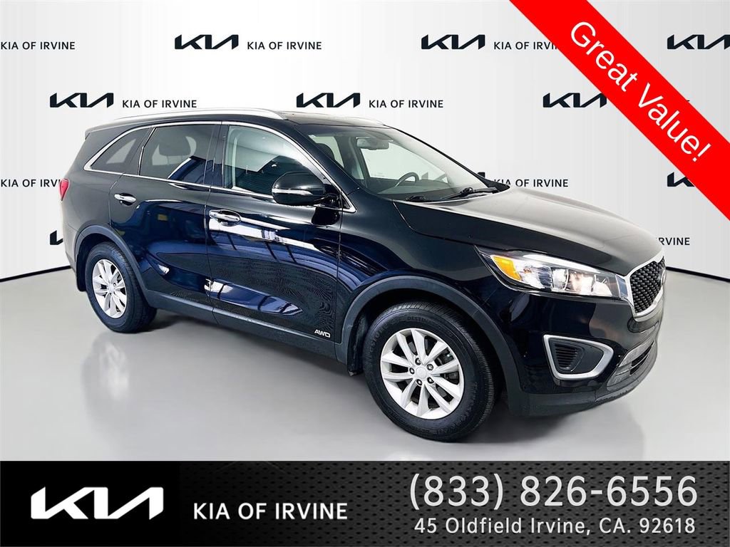 Certified 2017 Kia Sorento LX w/ LX Convenience Package image 1