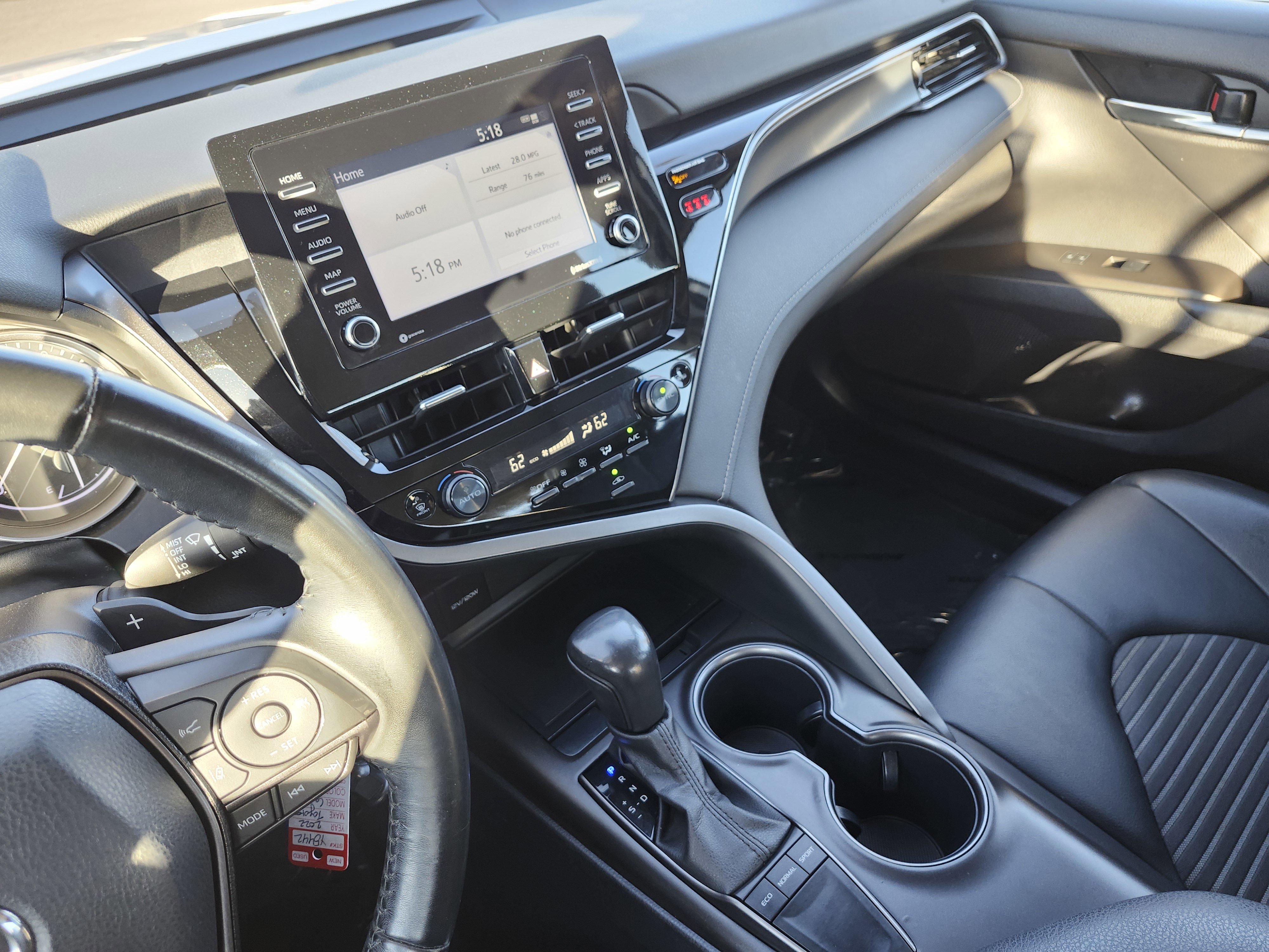 Used 2022 Toyota Camry SE image 29