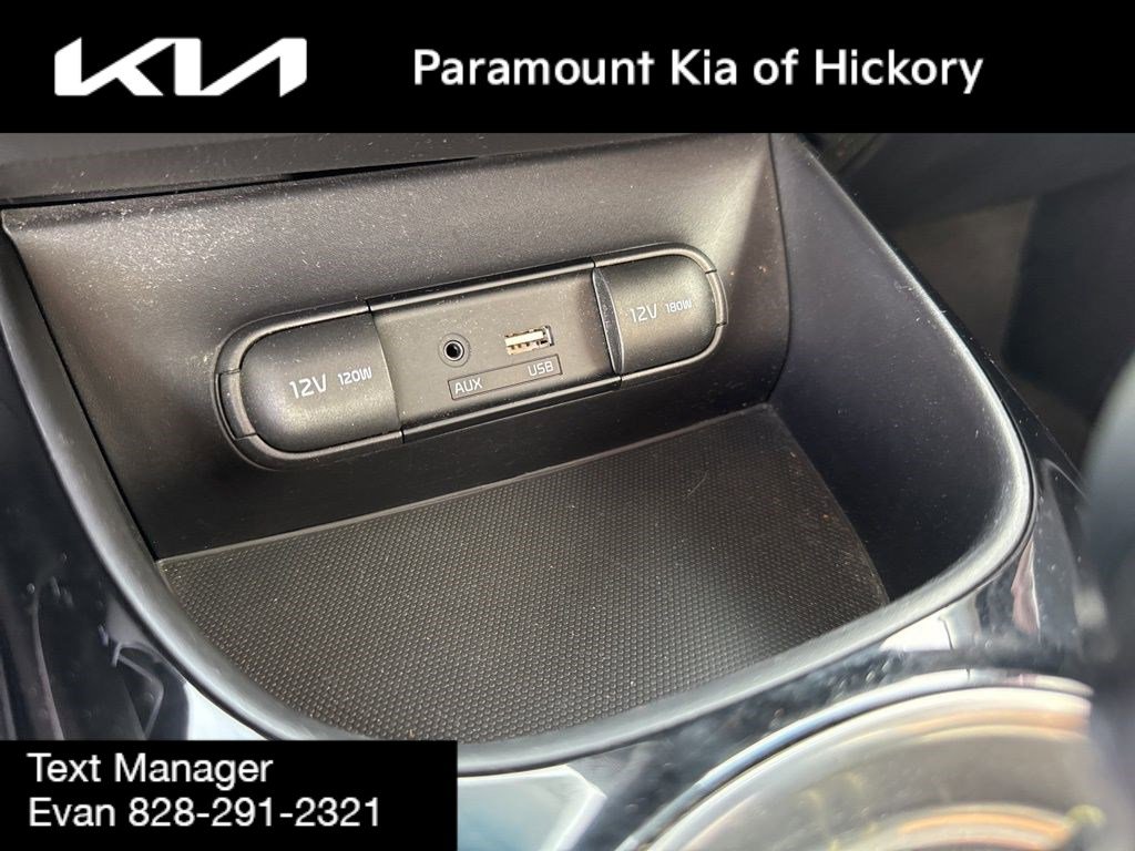 Used 2016 Kia Soul + w/ Audio Package image 22