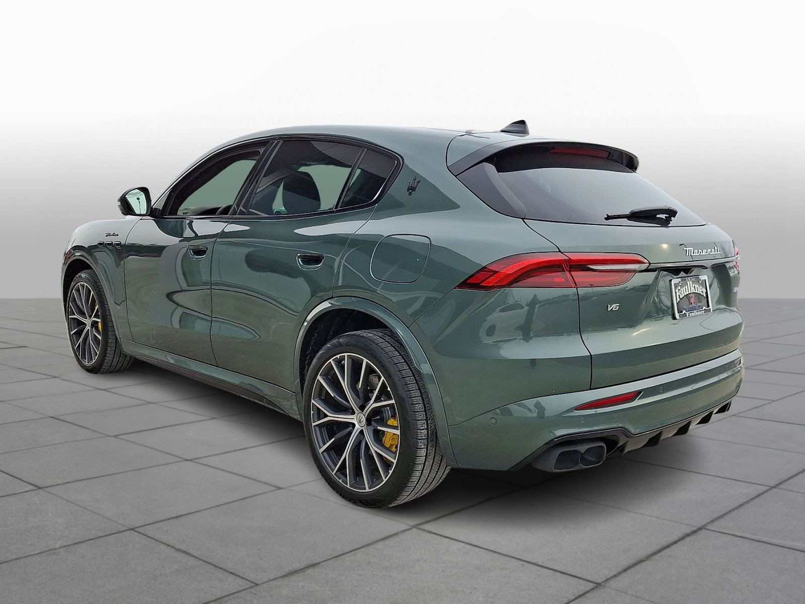 New 2026 Maserati Grecale Modena image 3