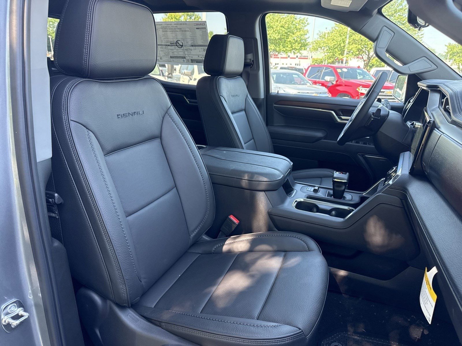 New 2026 GMC Sierra 1500 Denali w/ Denali Reserve Package AWD/4WD image 27