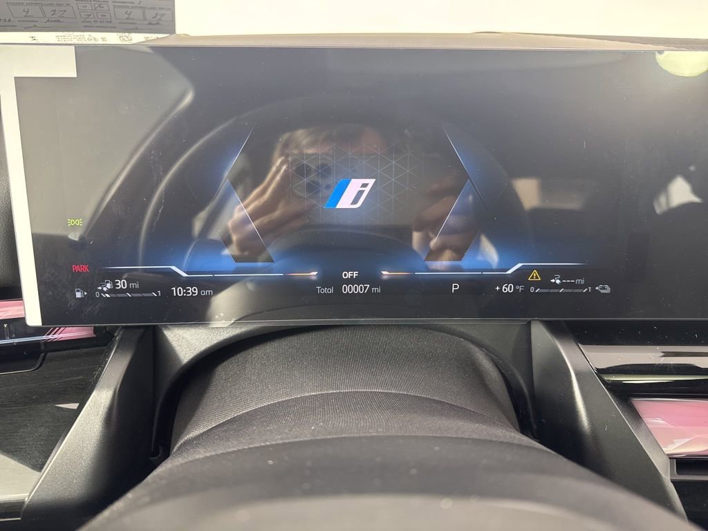 New 2027 BMW 550e xDrive AWD/4WD image 19