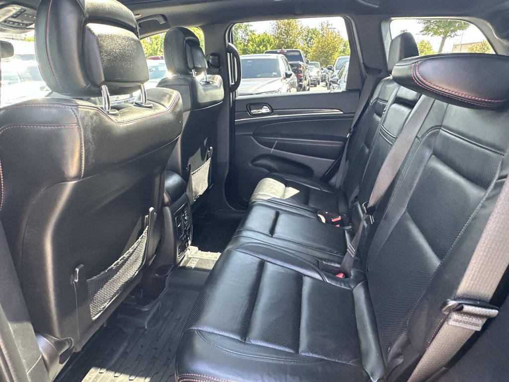 Used 2021 Jeep Grand Cherokee Trailhawk w/ Trailhawk Luxury Group AWD/4WD image 16