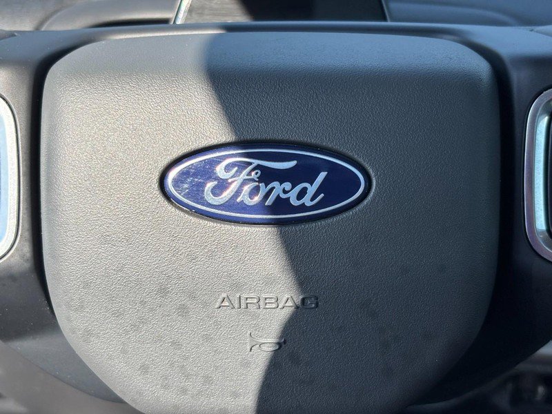 Used 2025 Ford Expedition Active image 22