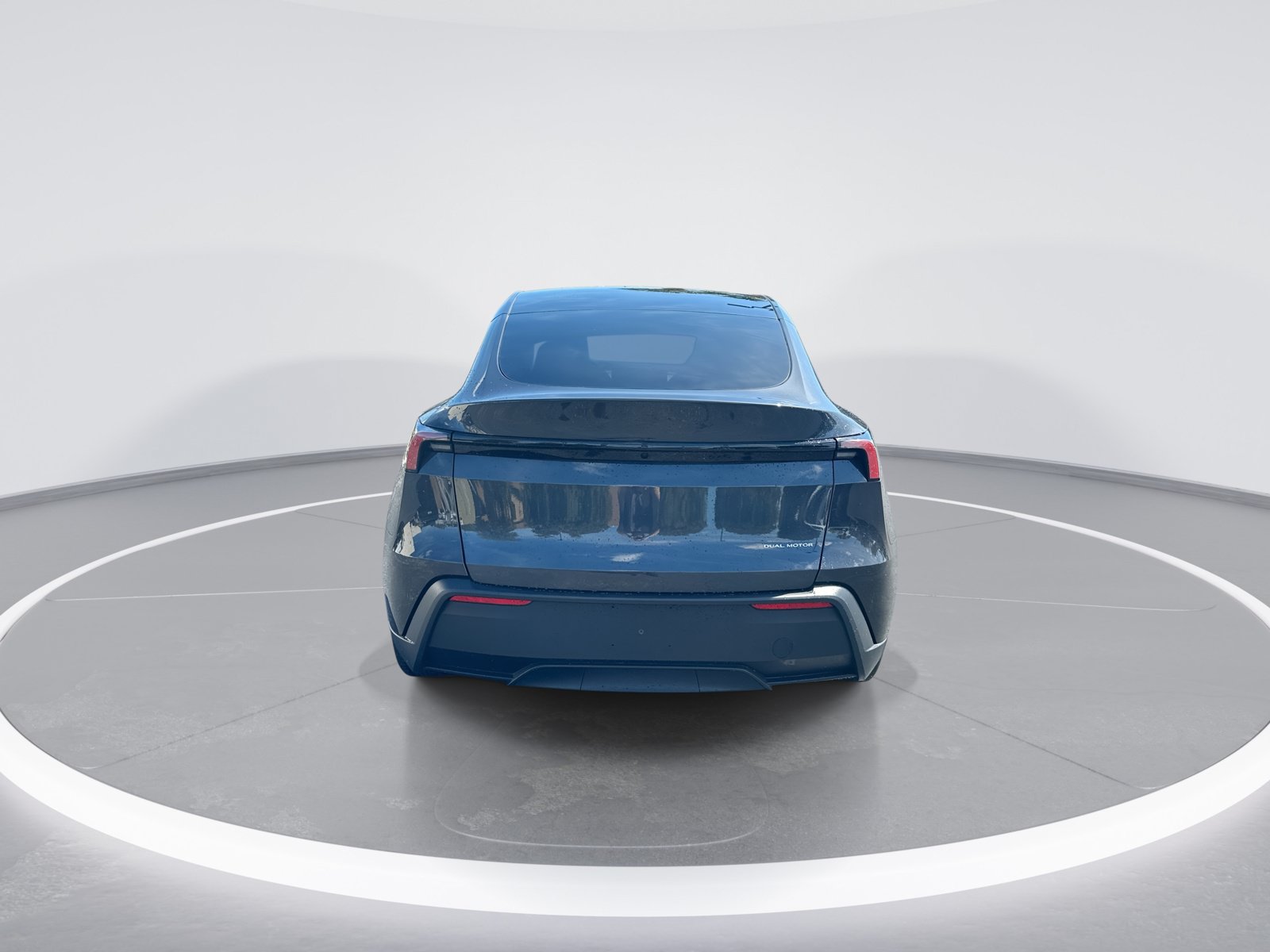 Used 2026 Tesla Model Y AWD image 8