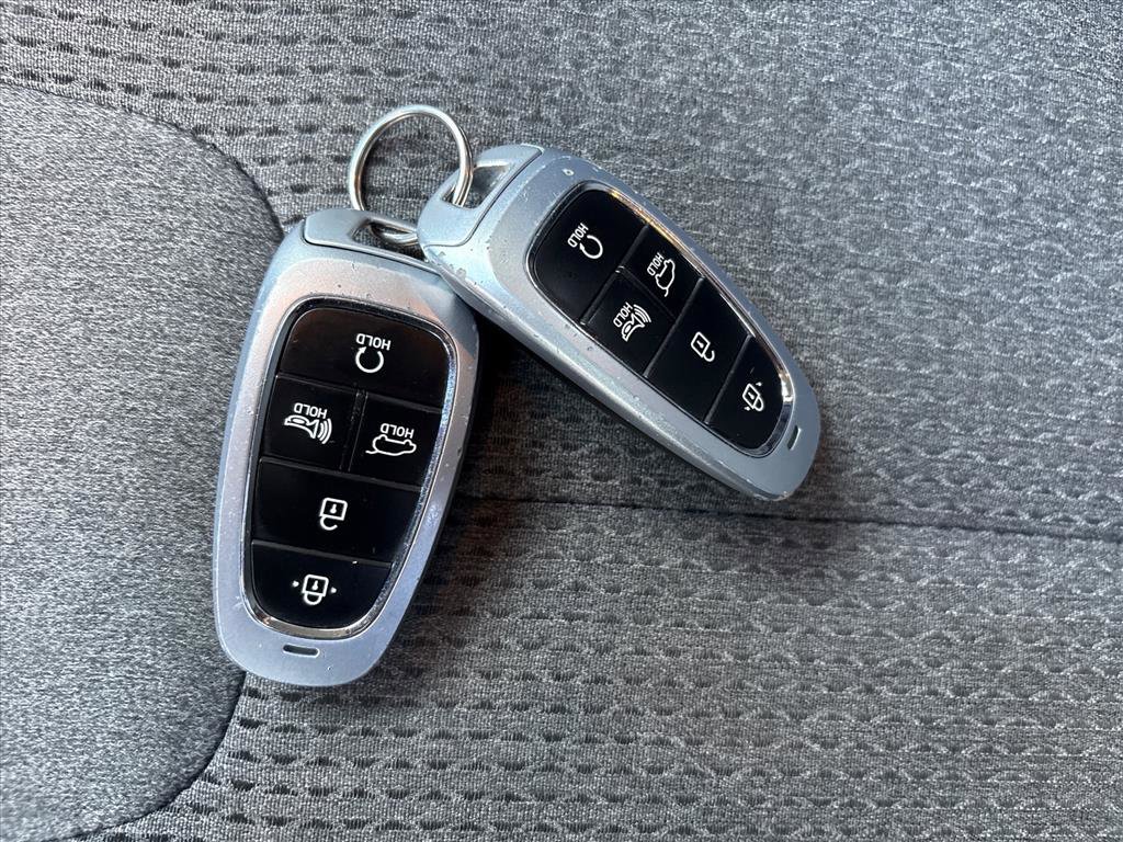 Used 2023 Hyundai Santa Fe SEL image 28