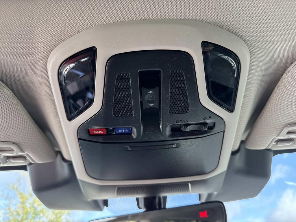 Used 2025 Subaru Outback Limited w/ Popular Package #2 image 41