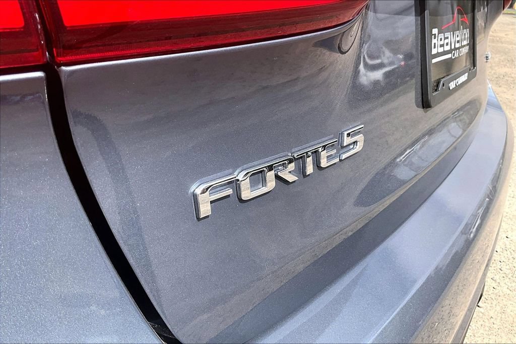 Used 2015 Kia Forte SX FWD image 33
