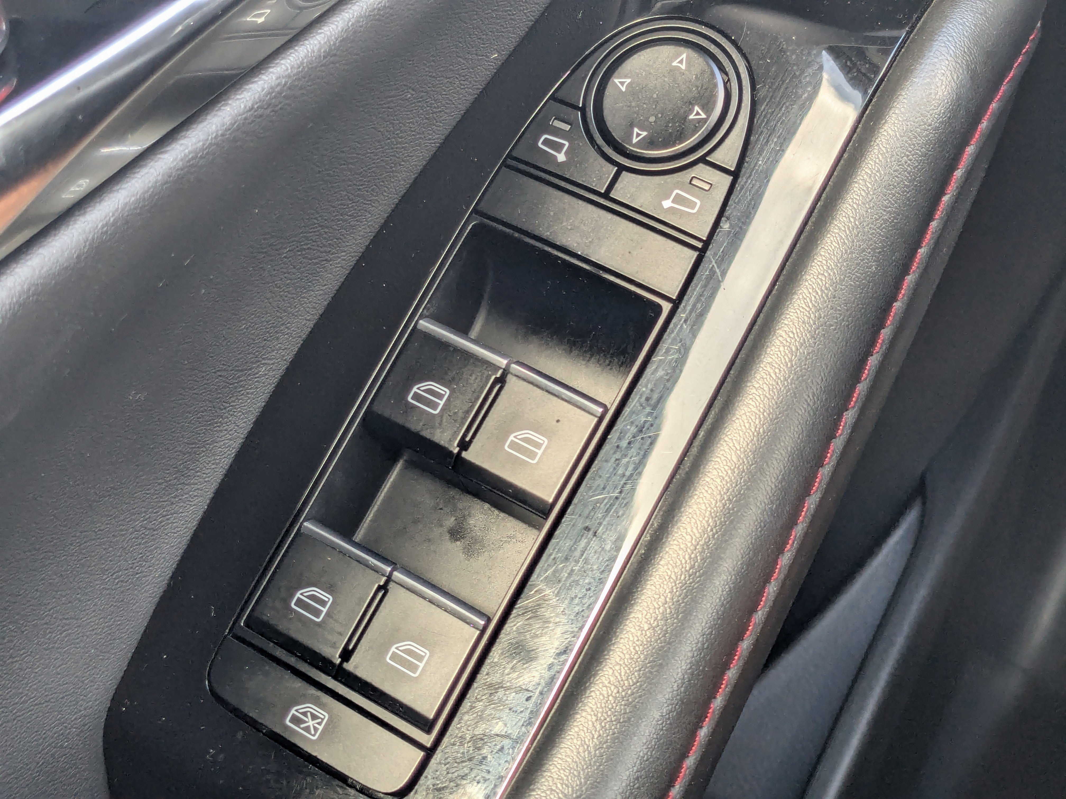 Used 2024 MAZDA CX-30 AWD 2.5 S w/ Preferred Package image 25