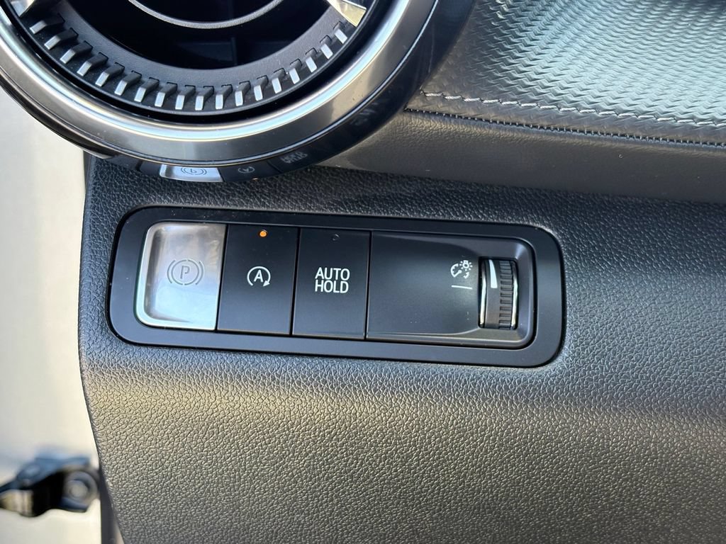 Used 2025 Chevrolet Equinox LT FWD image 24