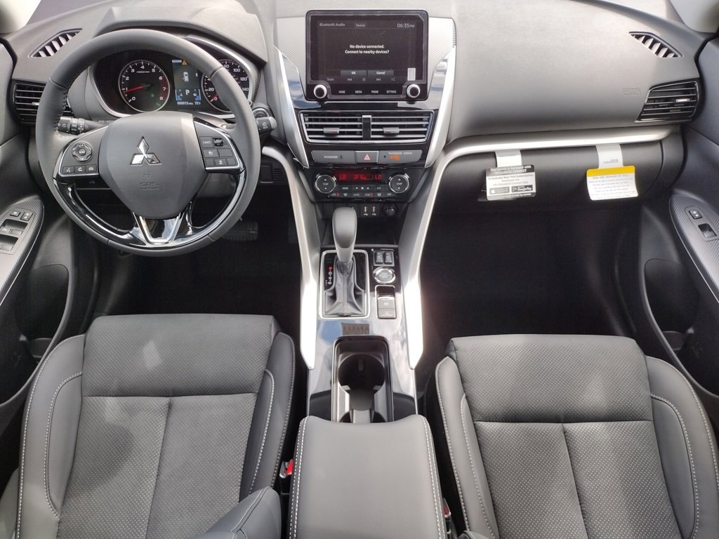 New 2026 Mitsubishi Eclipse Cross SE image 2