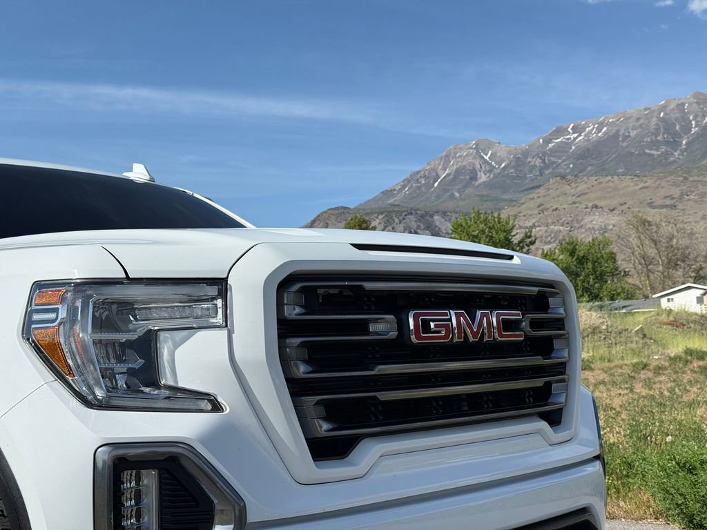 Used 2020 GMC Sierra 1500 AT4 w/ Off-Road Performance Package AWD/4WD image 18