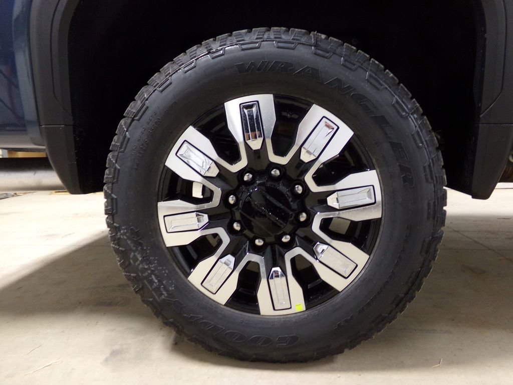 New 2025 GMC Sierra 2500 Denali w/ Technology Package image 31