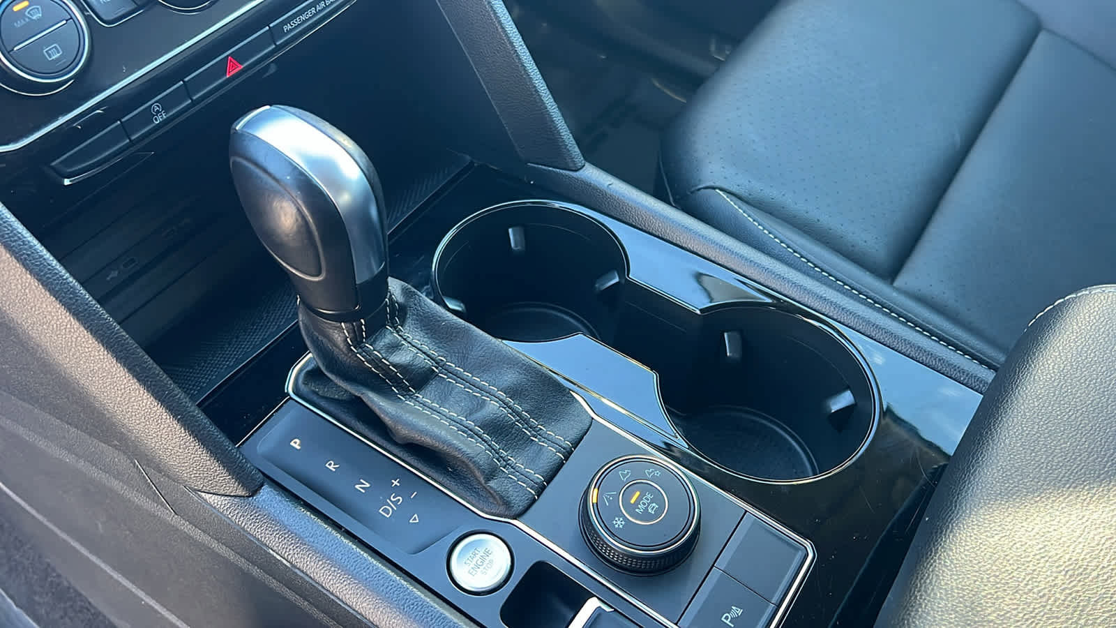 Used 2022 Volkswagen Atlas SE image 13