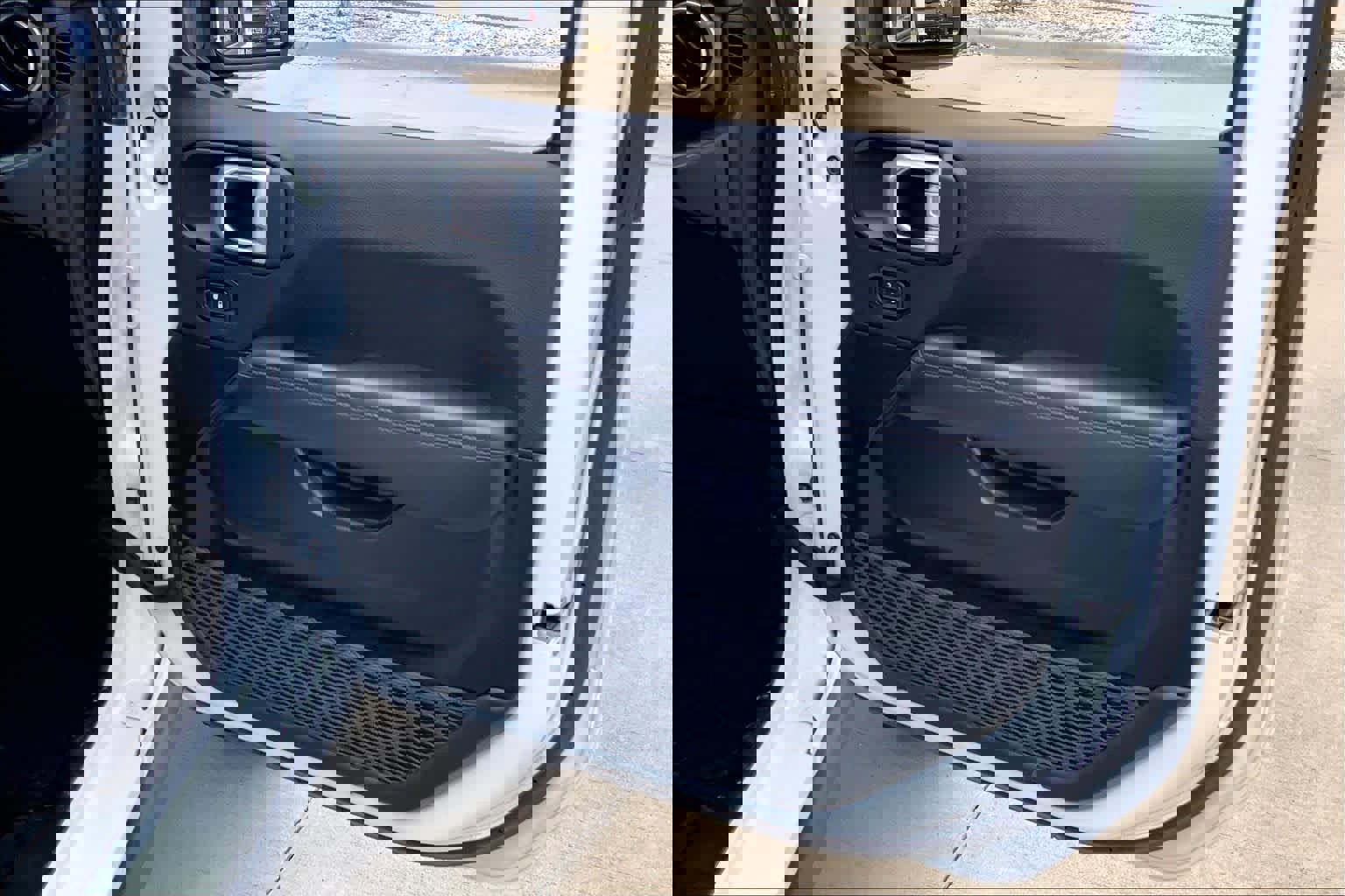 Used 2023 Jeep Wrangler Rubicon 392 image 23