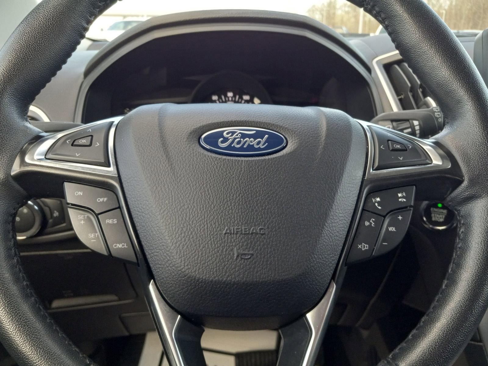Used 2024 Ford Edge SEL AWD/4WD image 18