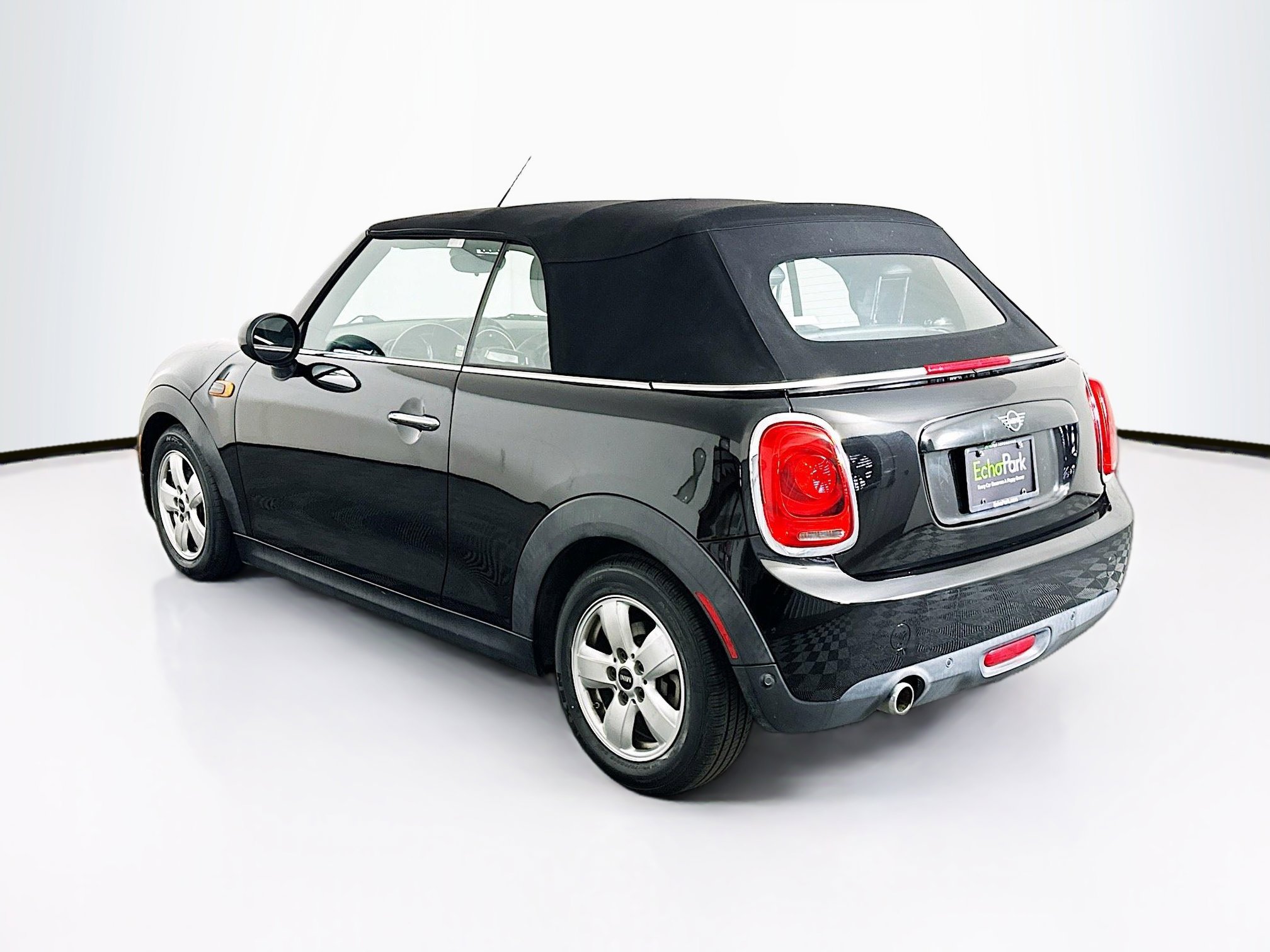 Used 2019 MINI Cooper Convertible FWD image 5