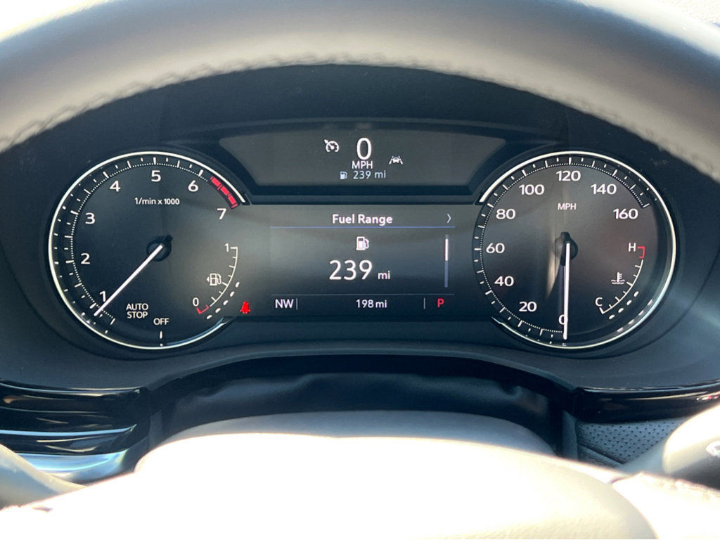 New 2025 Cadillac XT6 Luxury image 5