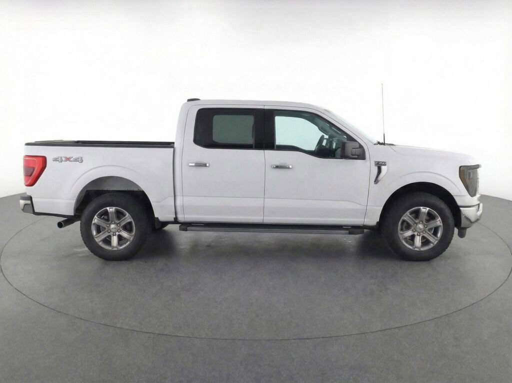 Used 2025 Ford F150 XLT w/ Equipment Group 301A Standard AWD/4WD image 40