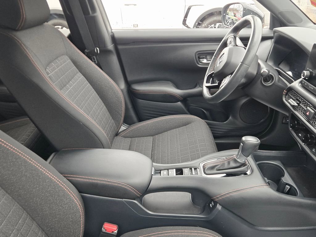 Used 2024 Honda HR-V Sport image 9