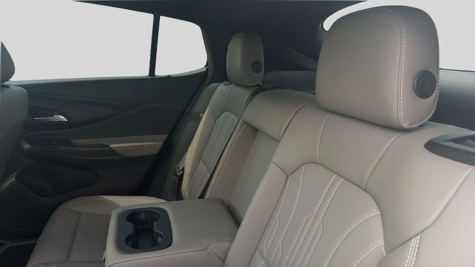 Used 2024 Buick Envista Sport Touring FWD image 20