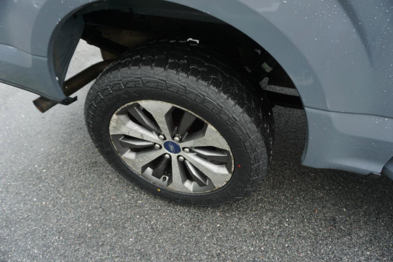 Used 2019 Ford F150 XL w/ Equipment Group 101A Mid AWD/4WD image 5