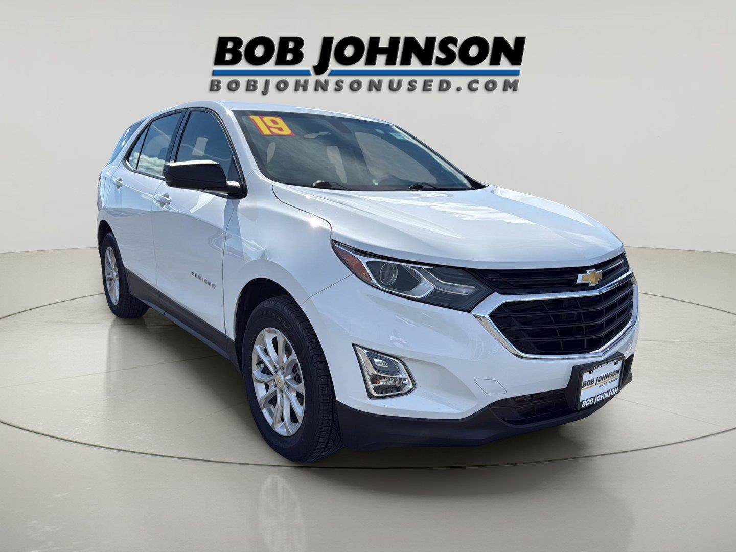 Used 2019 Chevrolet Equinox LS w/ LPO, Floor Liner Package AWD/4WD image 1