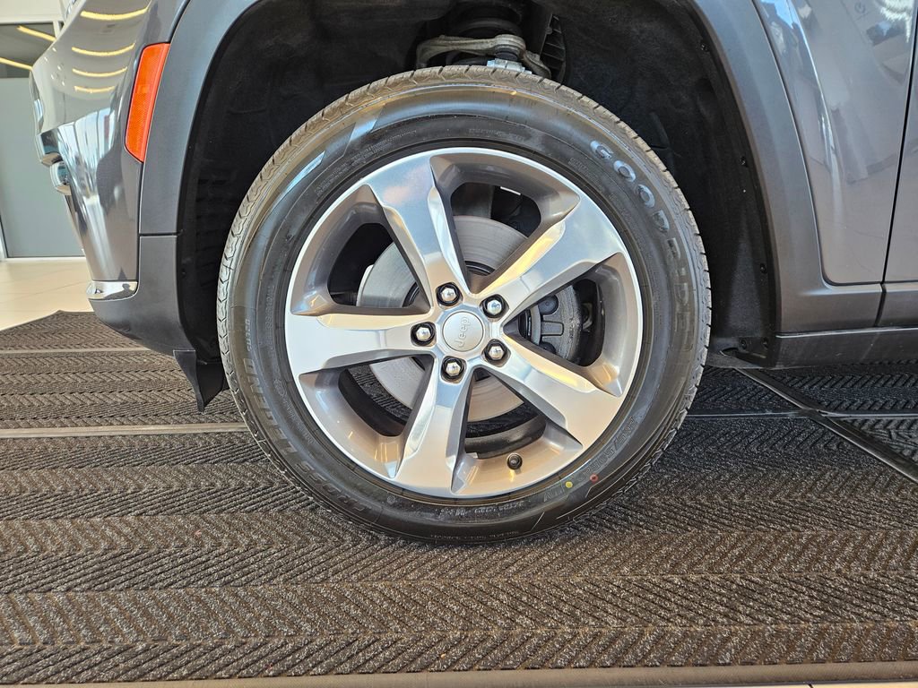 Used 2022 Jeep Grand Cherokee L Limited image 12