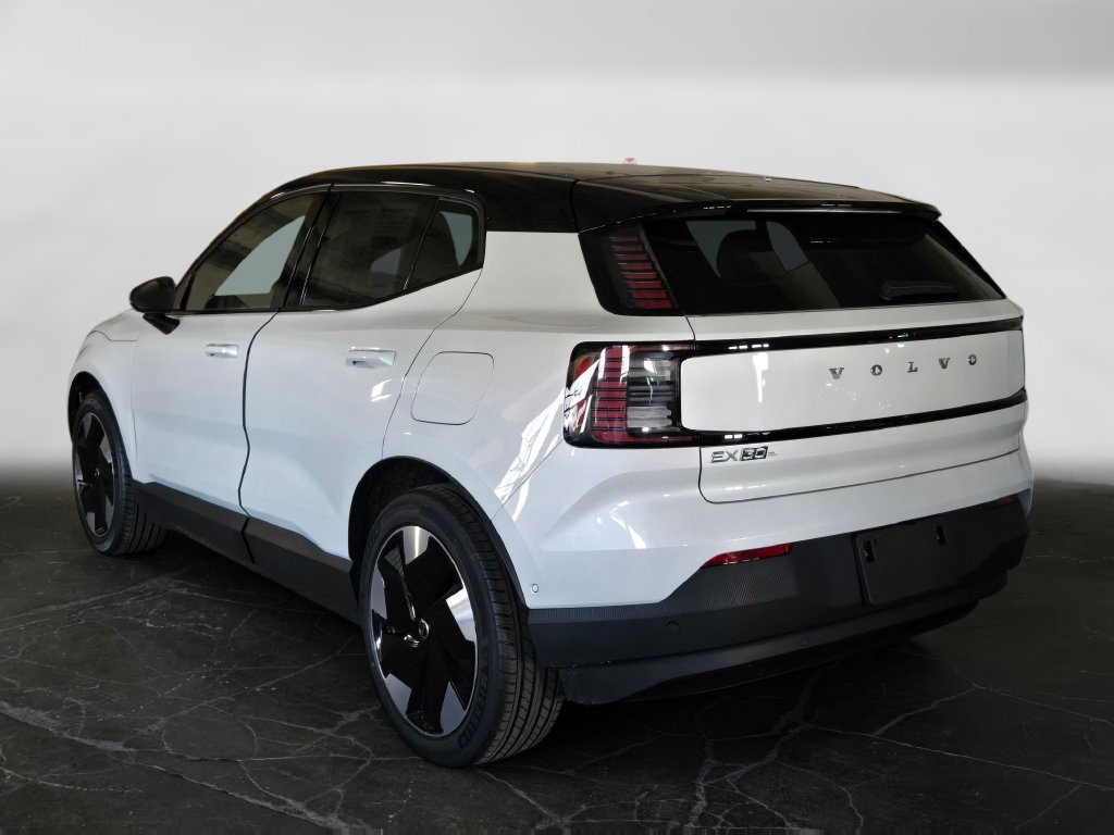 New 2026 Volvo EX30 Ultra w/ Protection Package AWD/4WD image 3