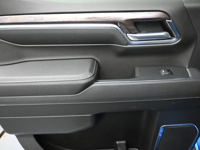 Used 2023 Chevrolet Silverado 1500 LTZ w/ LTZ Premium Package image 19
