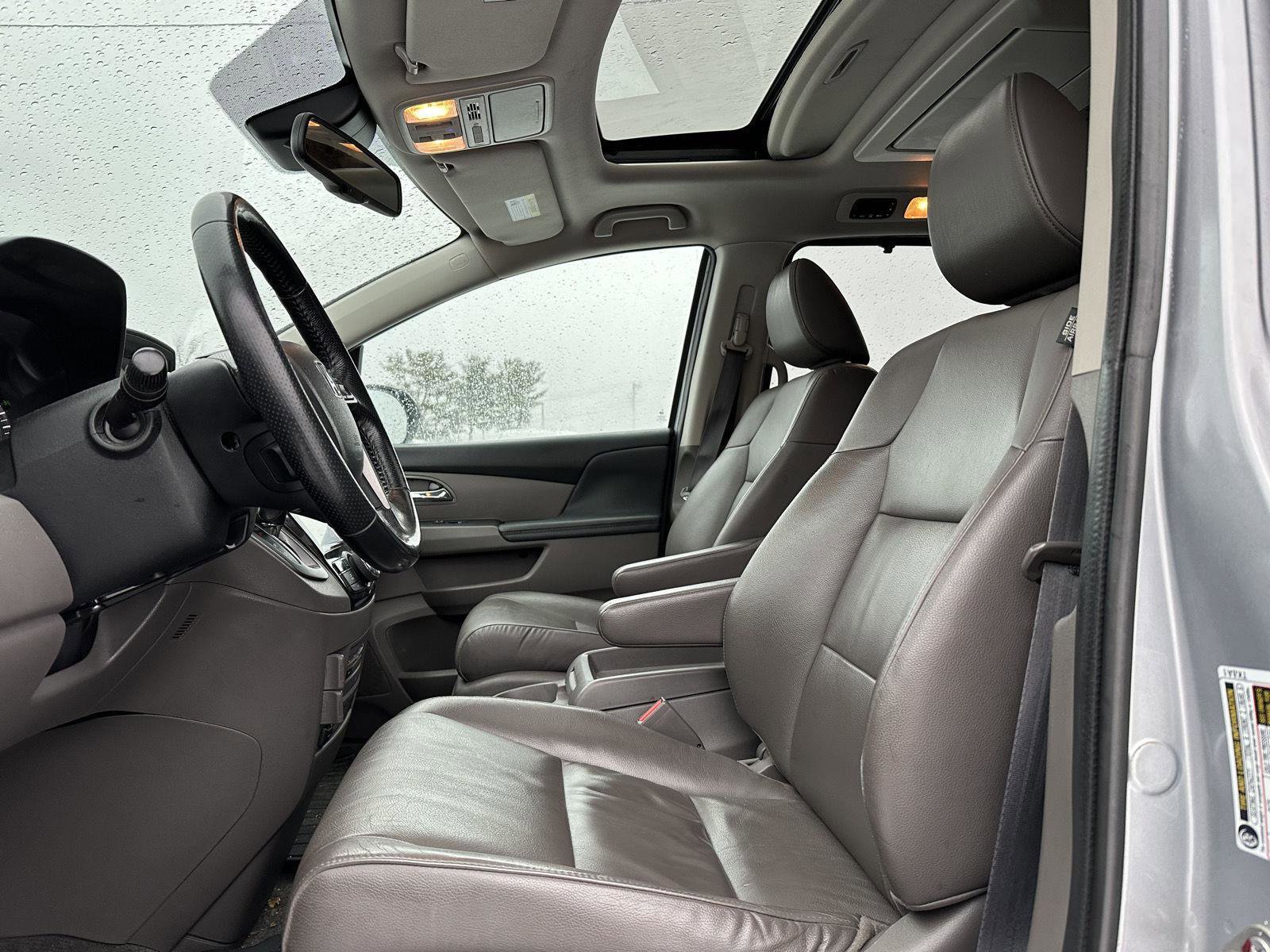 Used 2016 Honda Odyssey Touring image 11