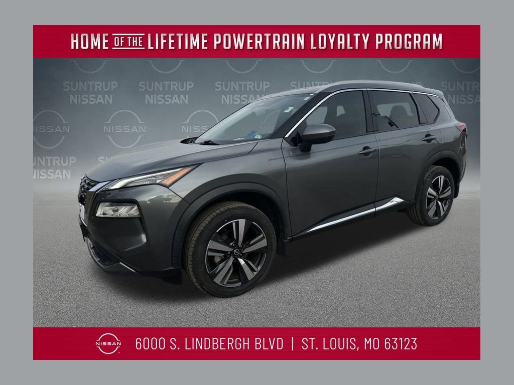 Used 2023 Nissan Rogue SL image 1