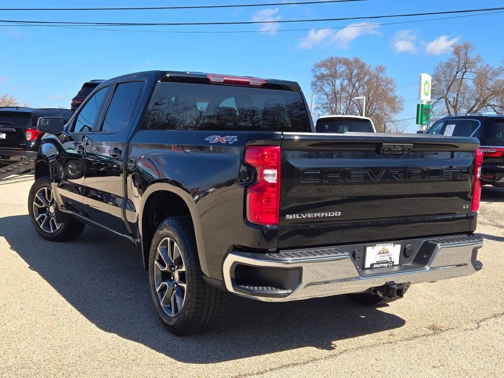Used 2024 Chevrolet Silverado 1500 LT image 13