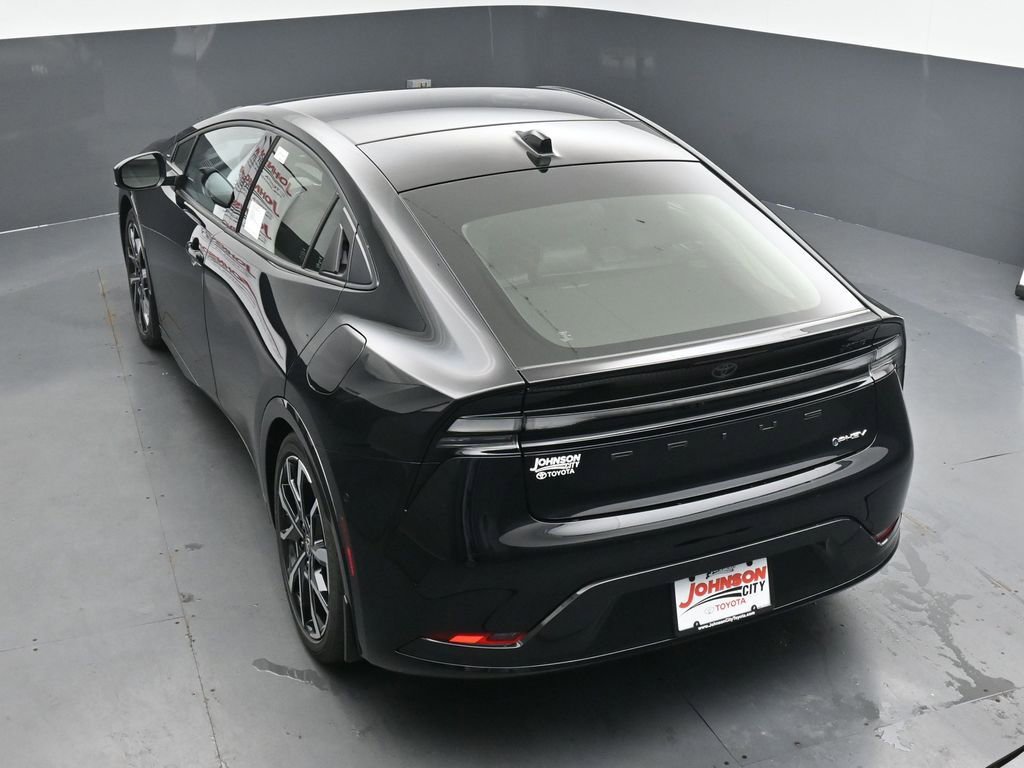 New 2026 Toyota Prius Plug-In Hybrid FWD image 25