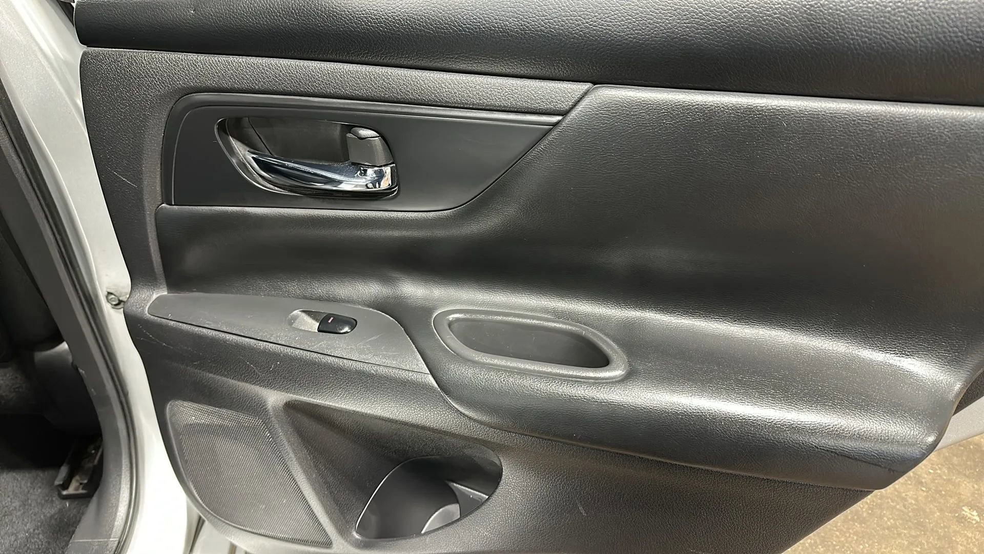 Used 2017 Nissan Altima 2.5 S w/ Power Driver Seat Package image 15