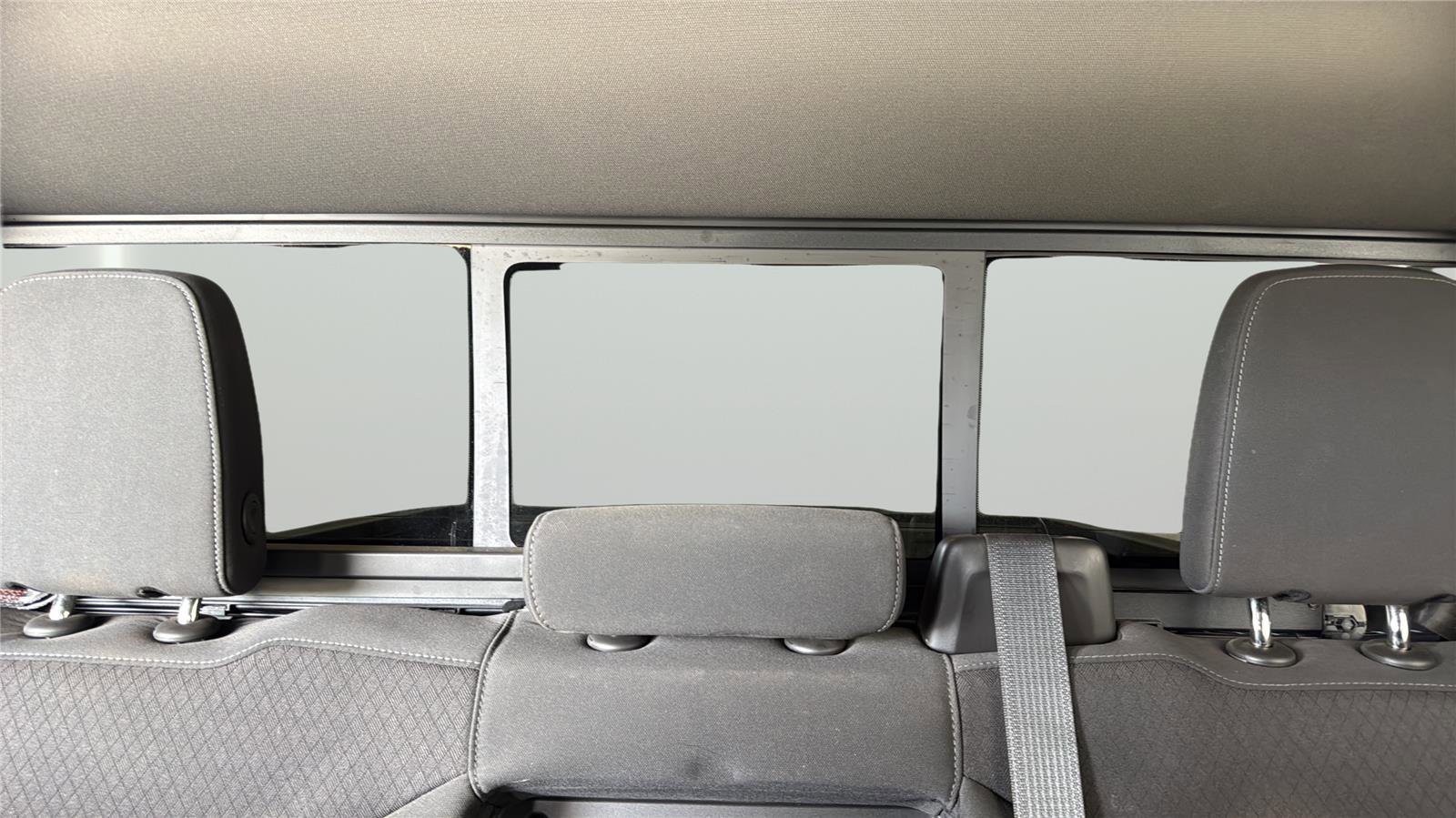 Used 2021 Chevrolet Silverado 1500 LT Trail Boss w/ Convenience Package II AWD/4WD image 28