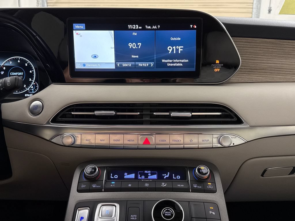 Used 2021 Hyundai Palisade Limited FWD image 19