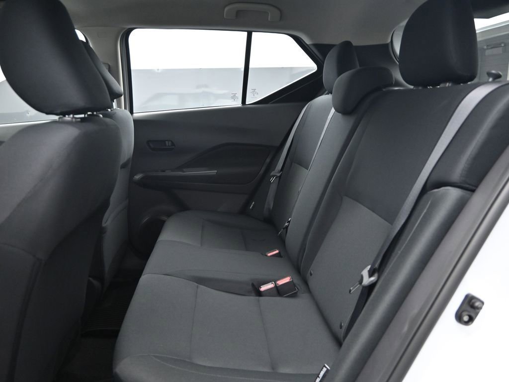 Certified 2025 Nissan Kicks Play S FWD image 19
