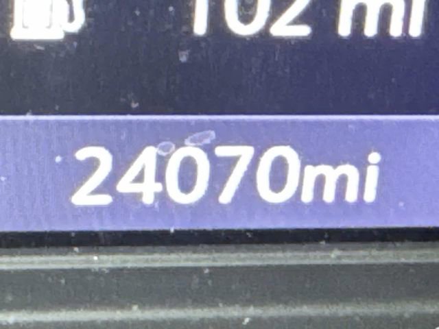 Used 2020 Buick Enclave Essence w/ Sound and Sites Package image 32