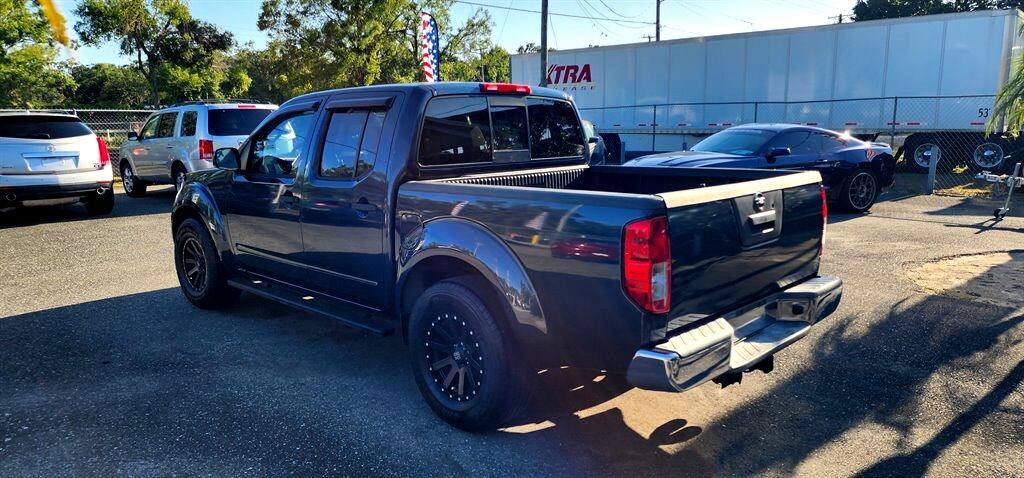 Used 2017 Nissan Frontier SV image 10