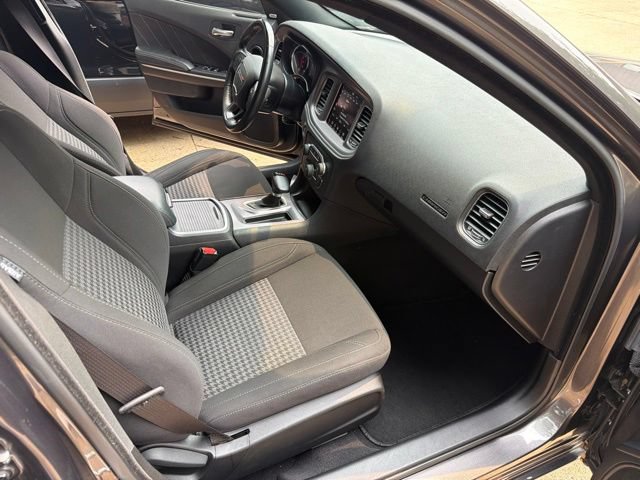 Used 2023 Dodge Charger SXT w/ Cold Weather Package RWD image 25